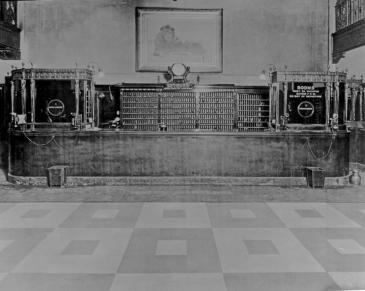 Pantlind Hotel Lobby (1915)