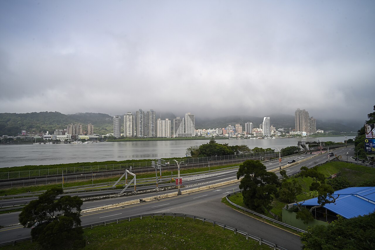 Bali: Bali, New Taipei Skyline 20230219