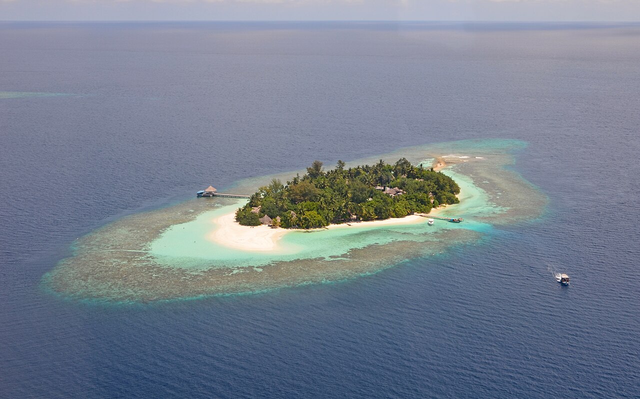 Maldives: Bathala (Maldives) 2